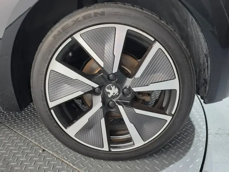 2022 Peugeot 208 с пробегом 98 785 км