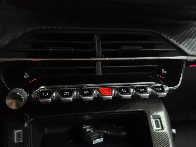 2022 Peugeot 208 с пробегом 98 785 км