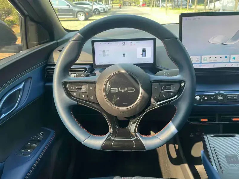 2025 BYD Seagull с пробегом 11 000 км