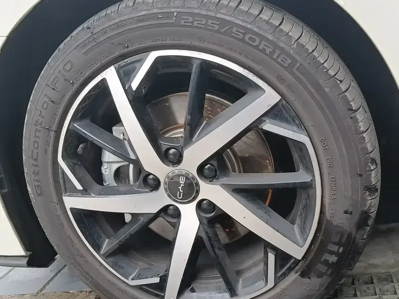 2026 BYD Seal 07 с пробегом 14 400 км