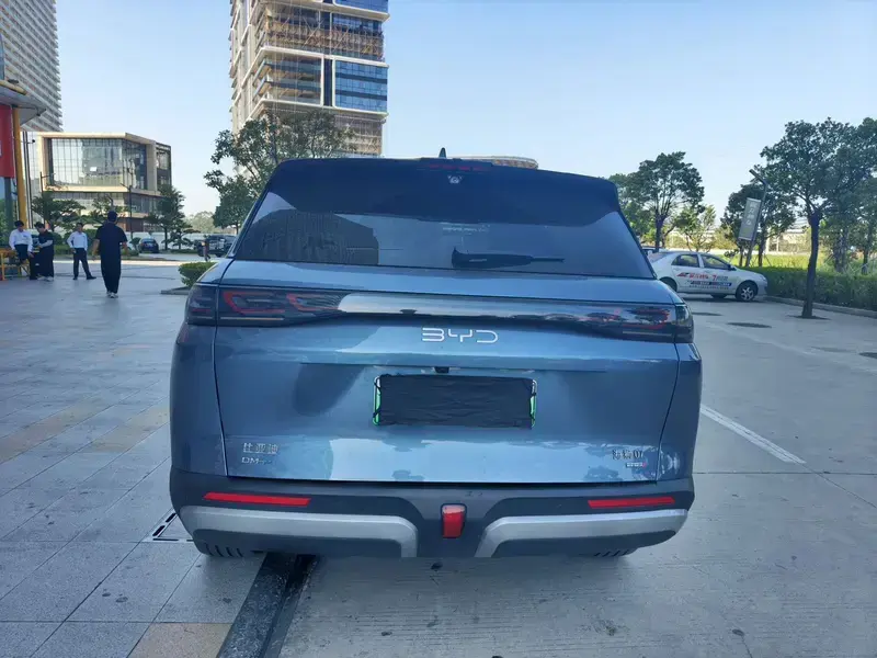 2025 BYD Sea Lion 07 с пробегом 45 900 км