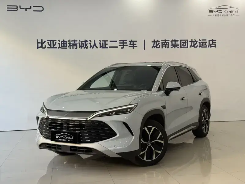 2025 BYD Song L с пробегом 12 000 км