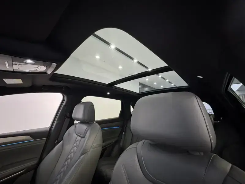 2025 BYD Song L с пробегом 12 000 км