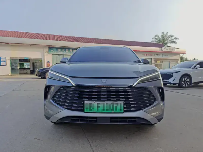 2024 BYD Song L с пробегом 41 000 км