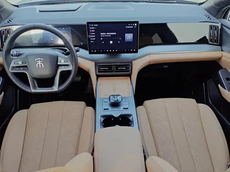 2024 BYD Song L с пробегом 41 000 км