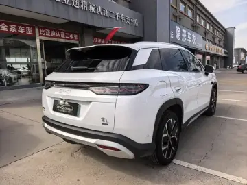 2026 BYD Song L с пробегом 2 500 км