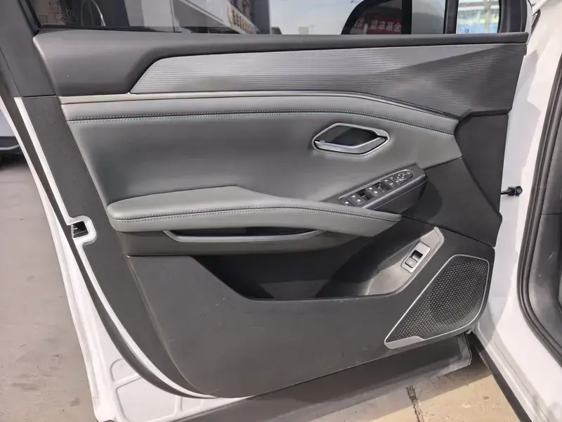 2026 BYD Song L с пробегом 2 500 км