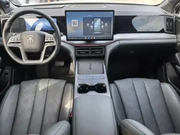 2026 BYD Song L с пробегом 2 500 км