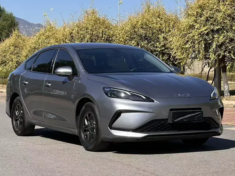 2025 BYD Seal 05 с пробегом 60 000 км