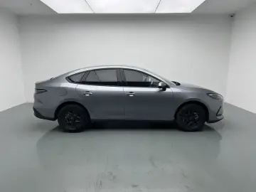 2026 BYD Seal 05 с пробегом 9 100 км