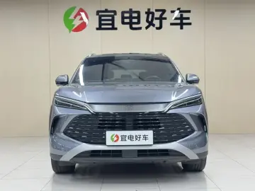 2025 BYD Song L с пробегом 22 000 км