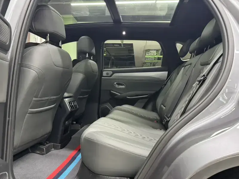 2025 BYD Song L с пробегом 22 000 км
