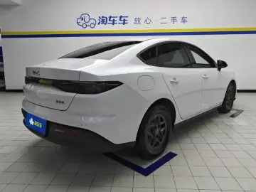 2025 BYD Seal 05 с пробегом 55 000 км