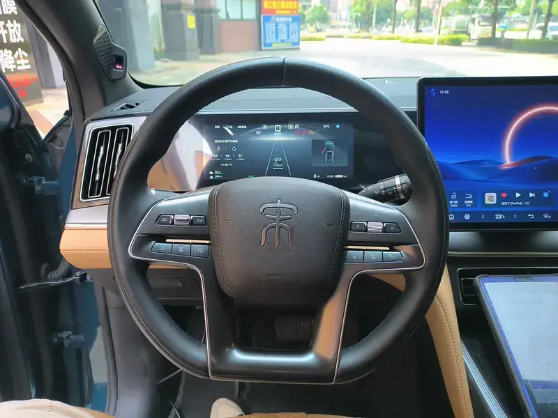 2024 BYD Song L с пробегом 49 000 км