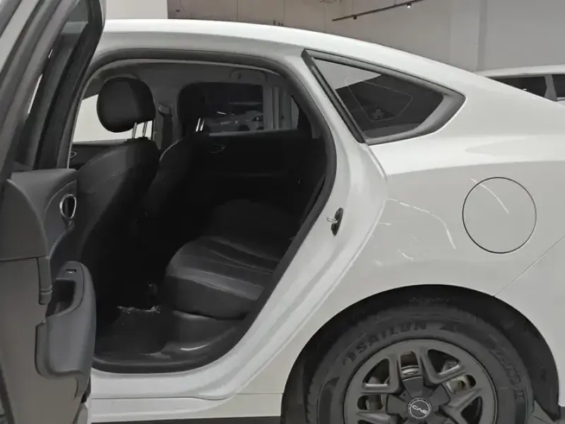 2025 BYD Seal 05 с пробегом 55 000 км