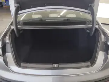 2025 BYD Seal 05 с пробегом 35 000 км