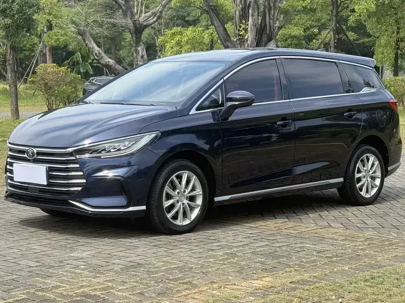 2021 BYD Song Max с пробегом 38 000 км