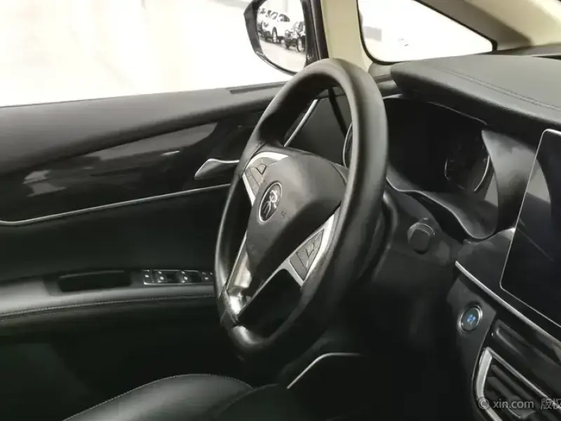2019 BYD Song Max с пробегом 32 900 км