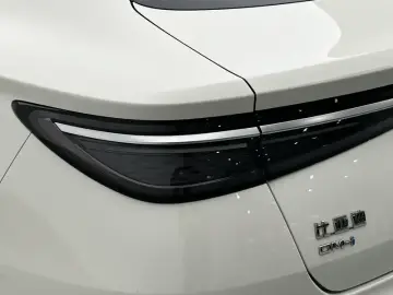 2026 BYD Seal 07 с пробегом 12 100 км