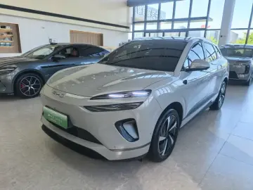 2025 BYD Sea Lion 06 с пробегом 4 700 км