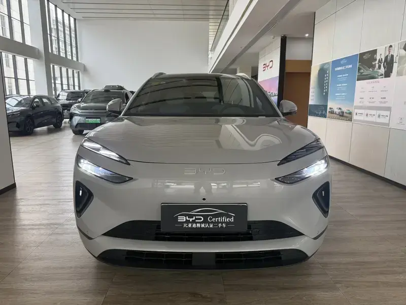 2026 BYD Sea Lion 06 с пробегом 800 км
