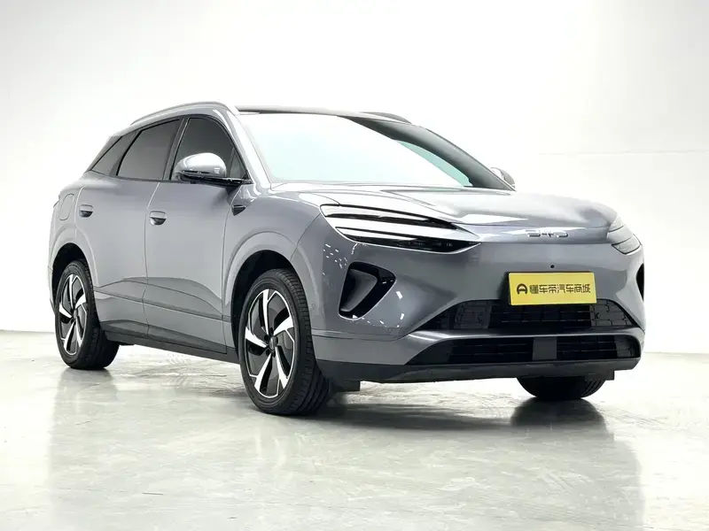 2025 BYD Sea Lion 06 с пробегом 17 500 км
