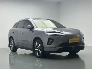 2025 BYD Sea Lion 06 с пробегом 8 100 км