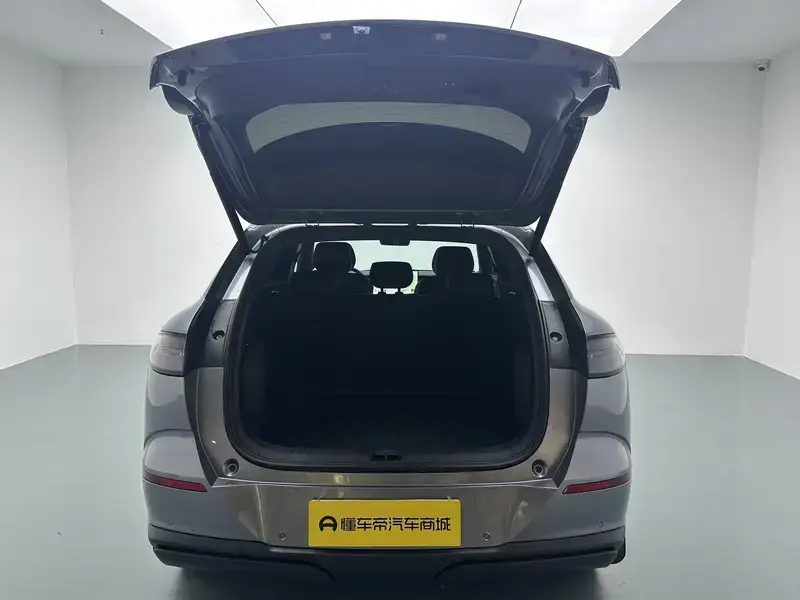 2025 BYD Sea Lion 06 с пробегом 8 100 км