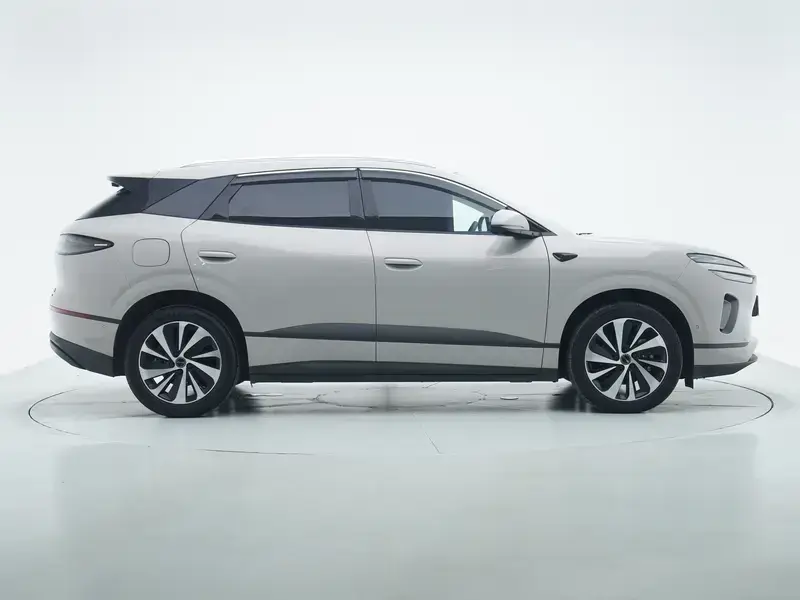 2025 BYD Sea Lion 06 с пробегом 29 900 км
