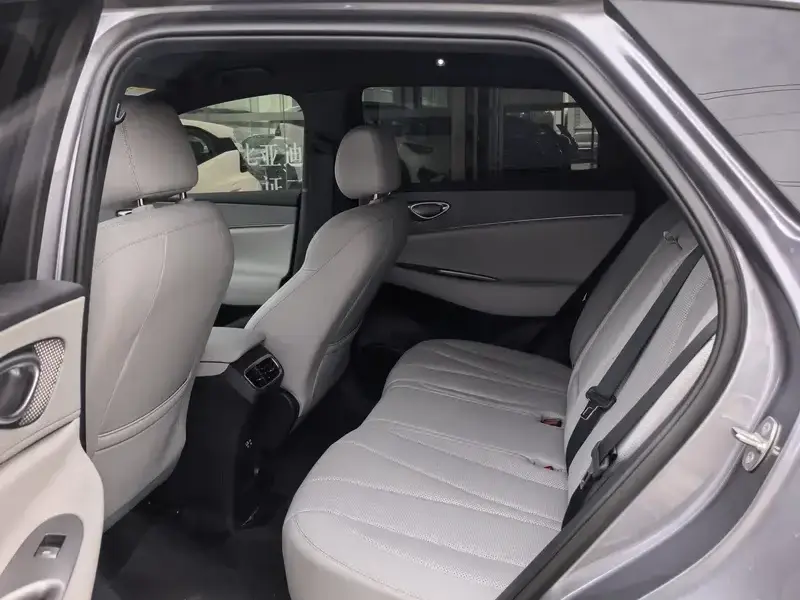 2026 BYD Sea Lion 06 с пробегом 1 300 км
