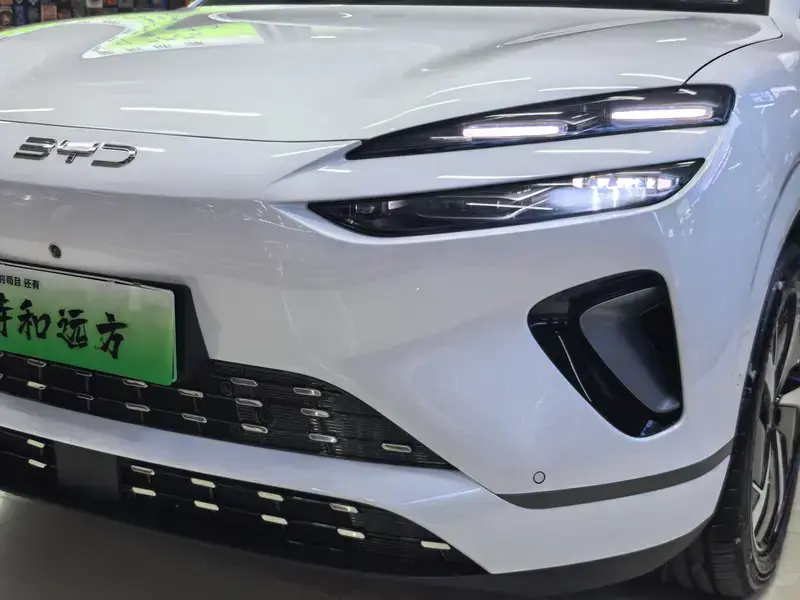 2025 BYD Sea Lion 06 с пробегом 14 000 км