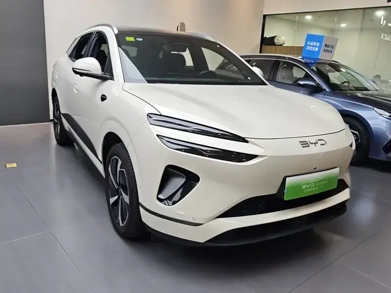 2025 BYD Sea Lion 06 с пробегом 1 500 км