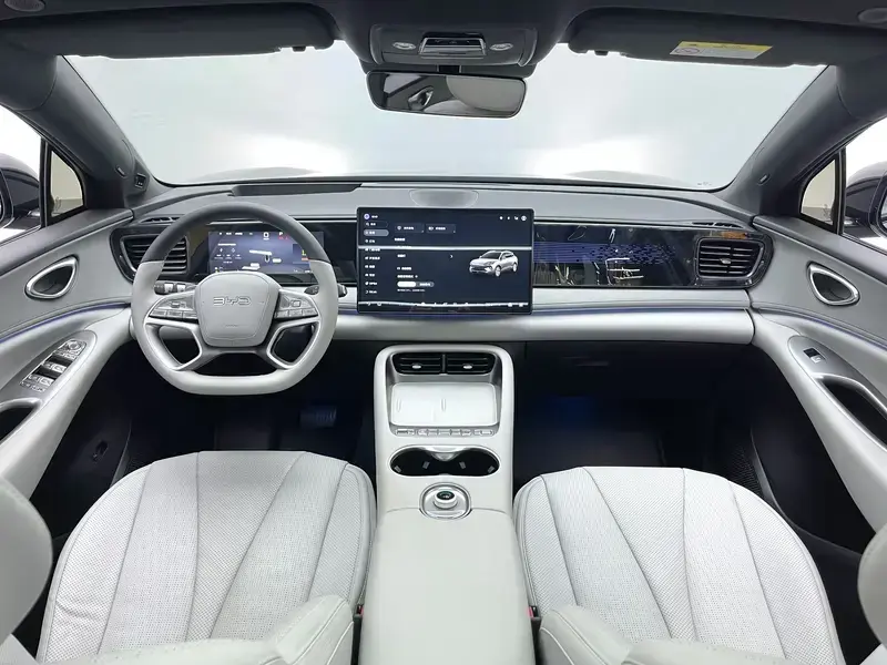 2025 BYD Sea Lion 06 с пробегом 26 800 км