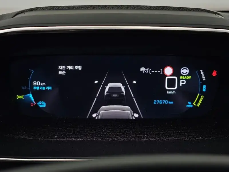 2023 Peugeot 2008 с пробегом 27 670 км