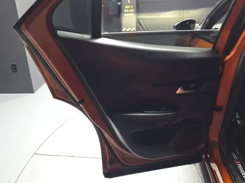 2021 Peugeot 2008 с пробегом 46 350 км