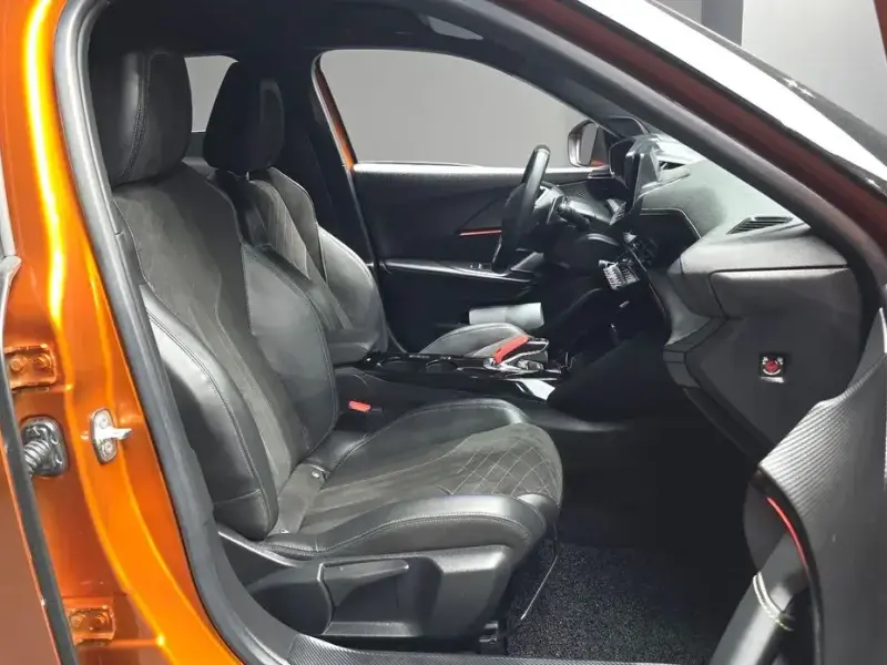 2021 Peugeot 2008 с пробегом 46 350 км