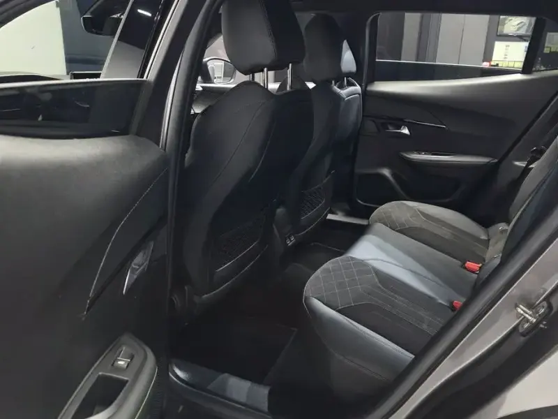 2021 Peugeot 2008 с пробегом 73 054 км