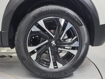 2021 Peugeot 2008 с пробегом 40 428 км