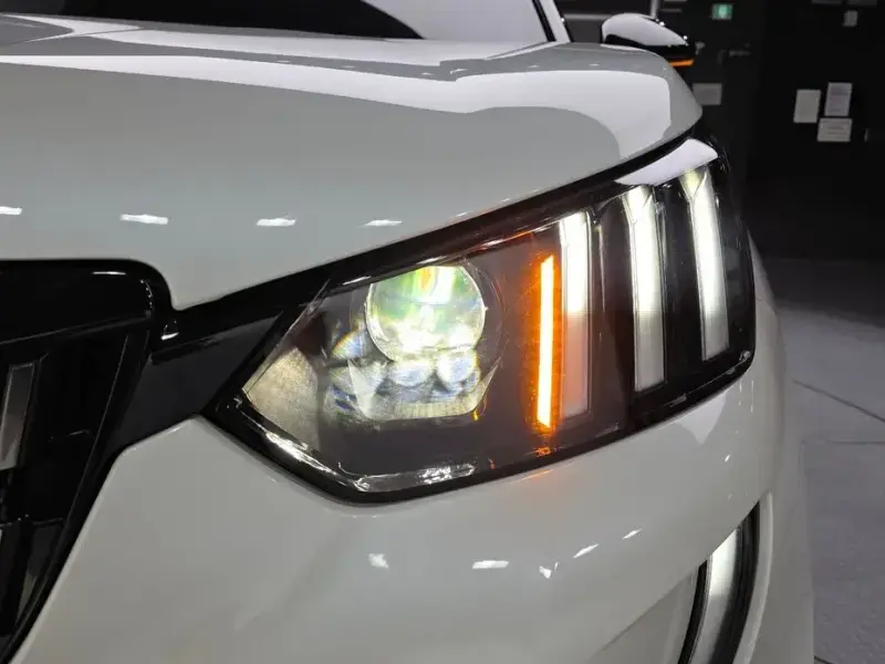 2021 Peugeot 2008 с пробегом 40 428 км