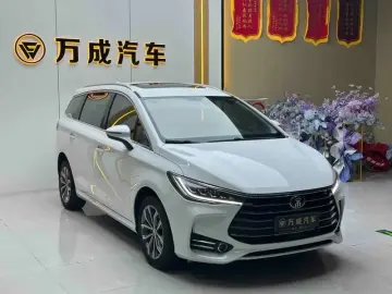 2019 BYD Song Max с пробегом 60 500 км