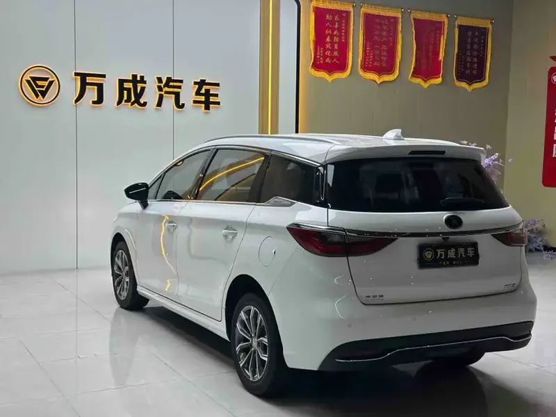 2019 BYD Song Max с пробегом 60 500 км
