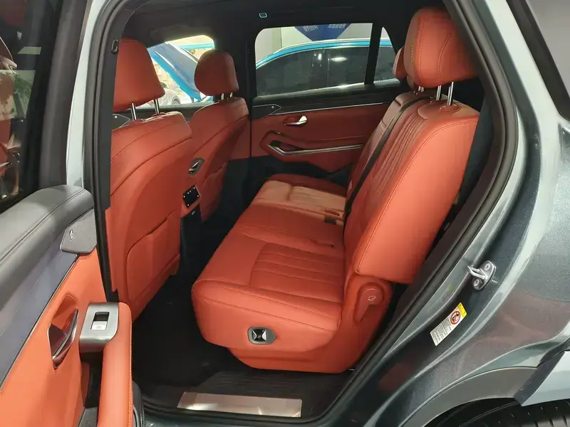 2025 BYD Tang L с пробегом 6 500 км