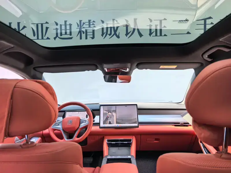 2025 BYD Tang L с пробегом 17 000 км