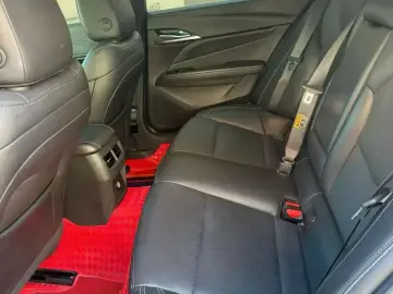 2023 Cadillac CT4 с пробегом 48 000 км