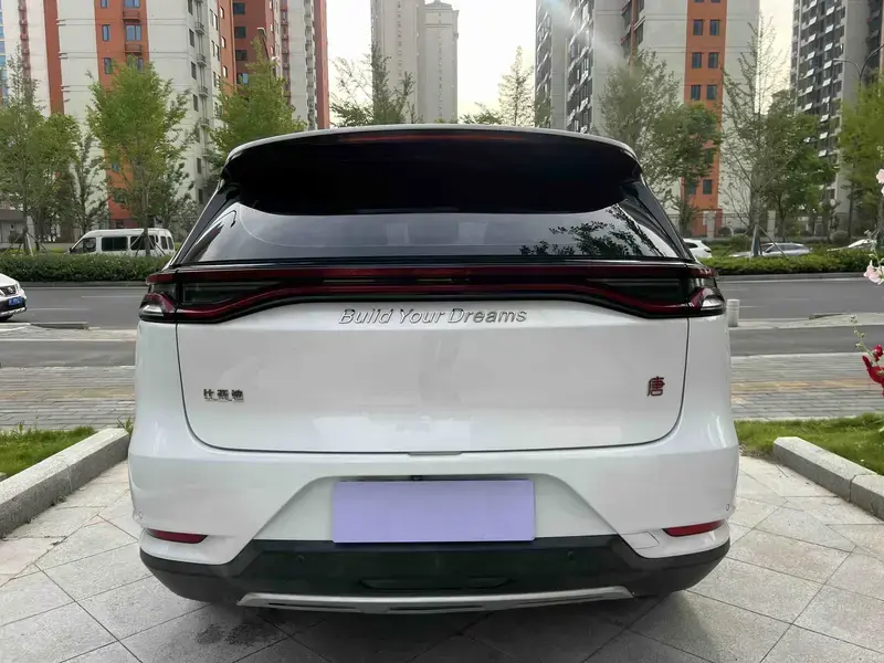 2019 BYD Tang с пробегом 90 000 км