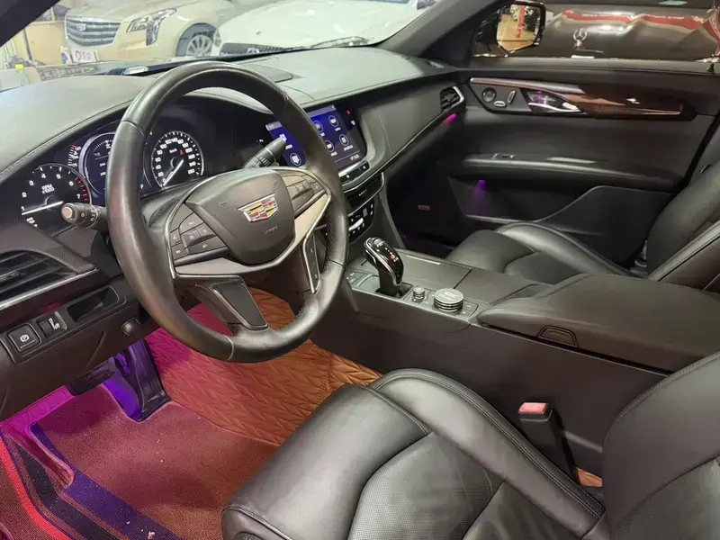2020 Cadillac CT6 с пробегом 92 000 км