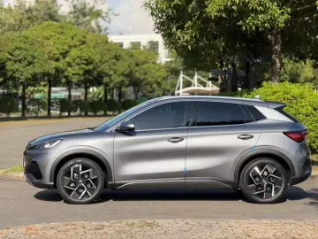 2022 BYD Yuan Plus с пробегом 24 000 км