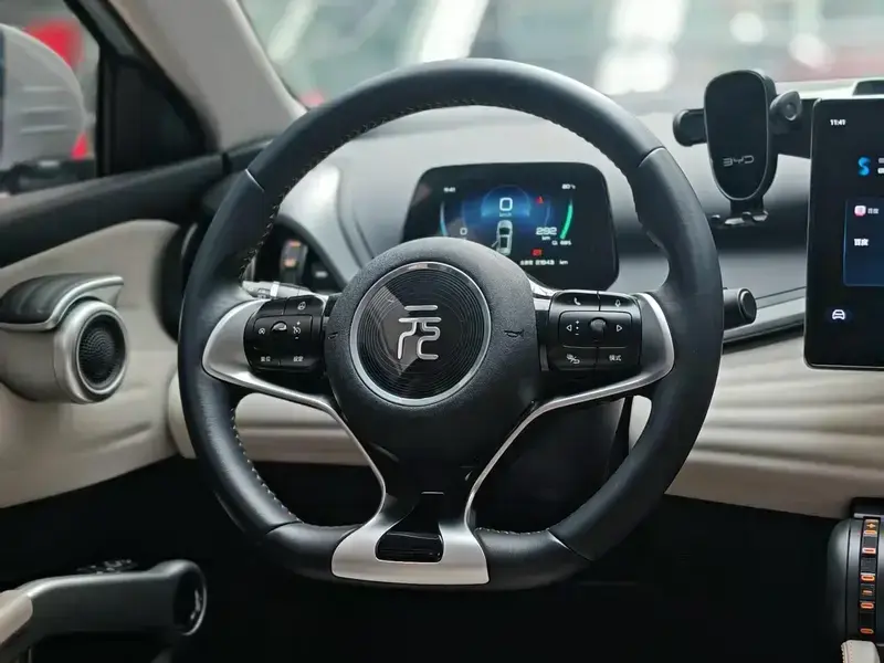 2024 BYD Yuan Plus с пробегом 21 000 км