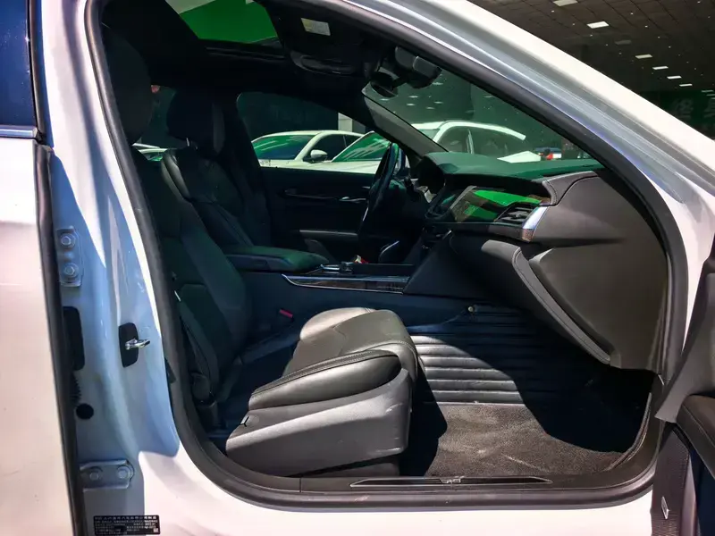 2022 Cadillac CT6 с пробегом 58 000 км