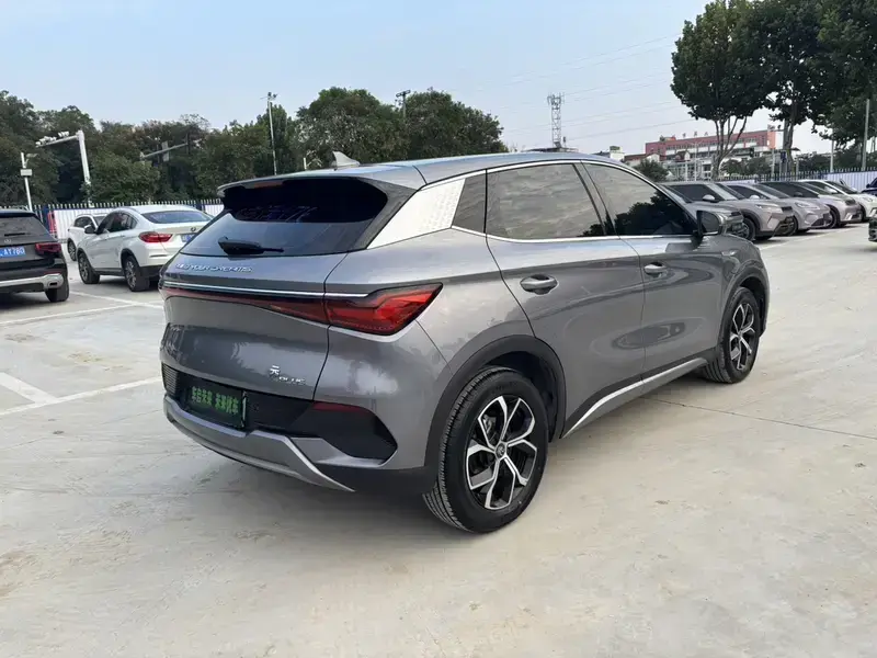 2023 BYD Yuan Plus с пробегом 54 000 км